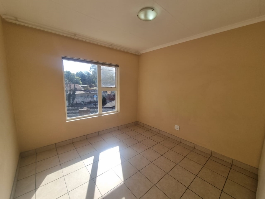 To Let 2 Bedroom Property for Rent in Meredale Gauteng