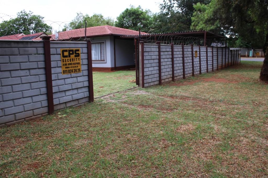 3 Bedroom Property for Sale in Mayberry Park Gauteng