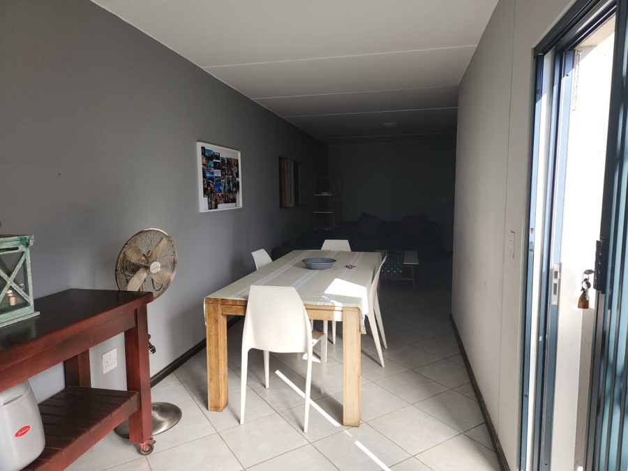 To Let 2 Bedroom Property for Rent in Norton Home Estate AH Gauteng
