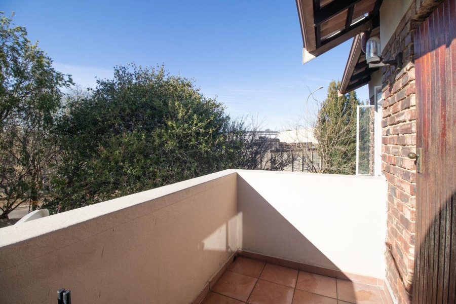2 Bedroom Property for Sale in Eden Glen Gauteng