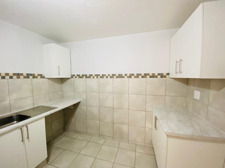 To Let 2 Bedroom Property for Rent in Impala Park Gauteng