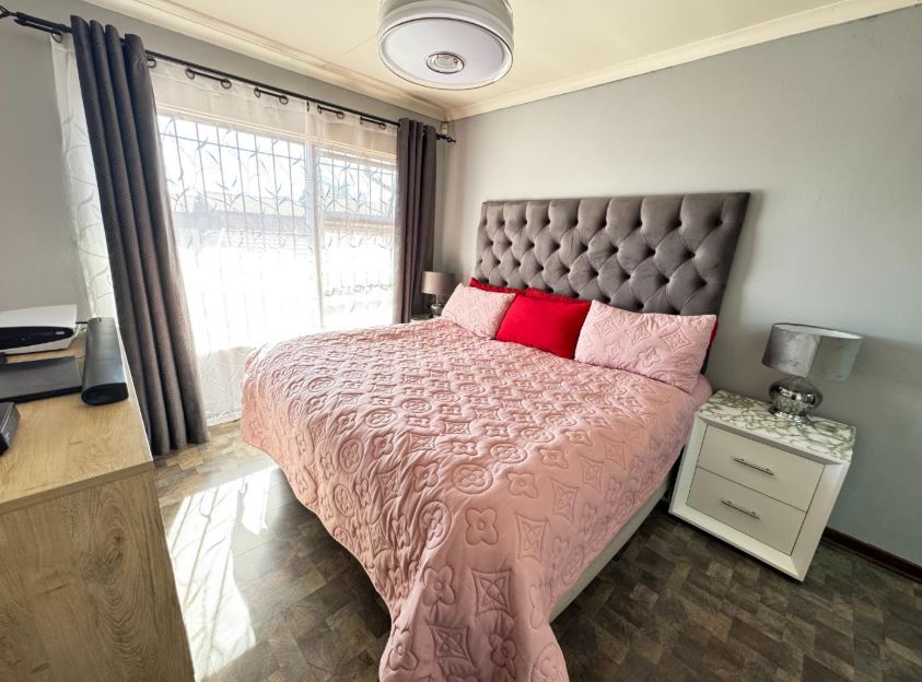 3 Bedroom Property for Sale in Klopperpark Gauteng