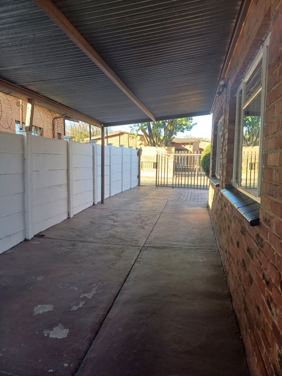 3 Bedroom Property for Sale in Eersterust Gauteng