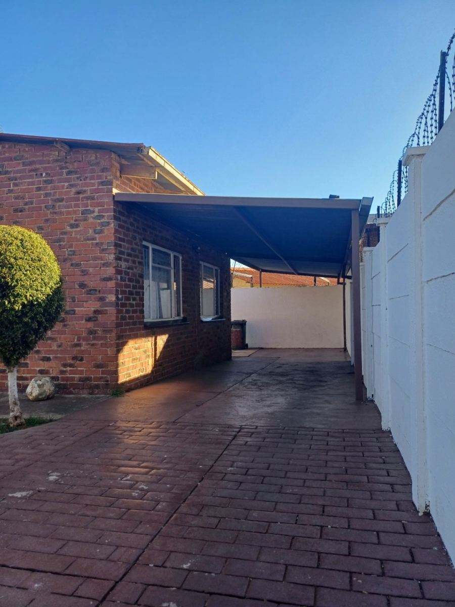3 Bedroom Property for Sale in Eersterust Gauteng