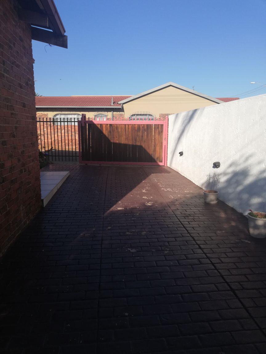 3 Bedroom Property for Sale in Eersterust Gauteng