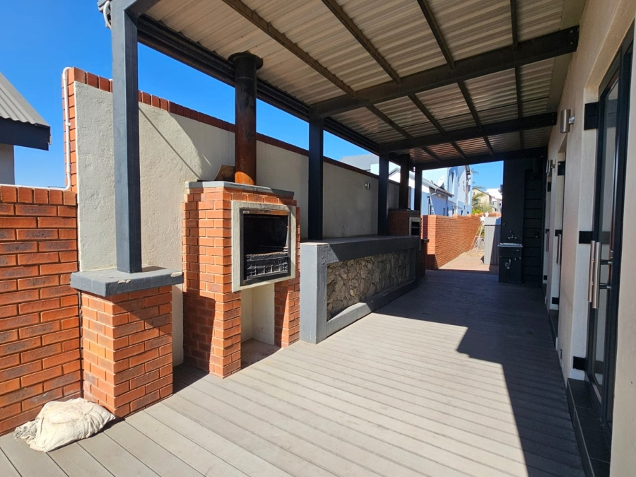 2 Bedroom Property for Sale in Louwlardia Gauteng