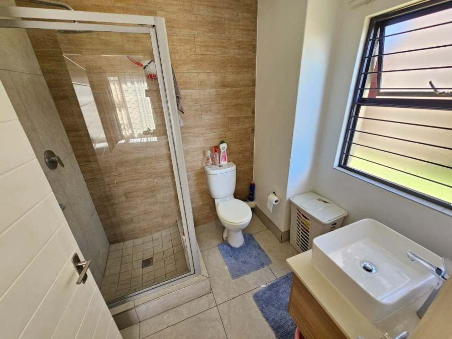 2 Bedroom Property for Sale in Louwlardia Gauteng