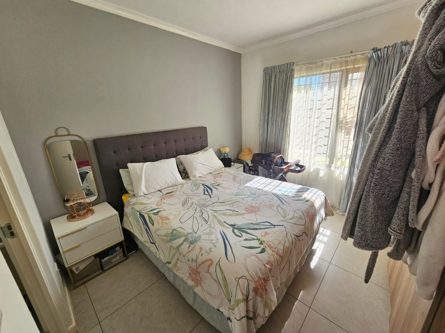 2 Bedroom Property for Sale in Louwlardia Gauteng