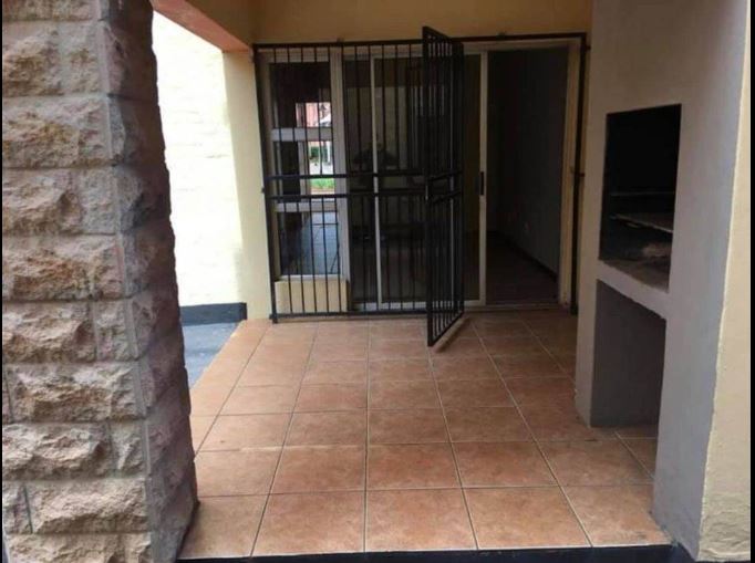 1 Bedroom Property for Sale in Clubview Gauteng