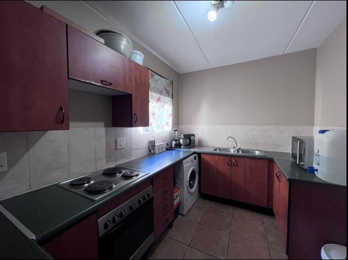 1 Bedroom Property for Sale in Clubview Gauteng