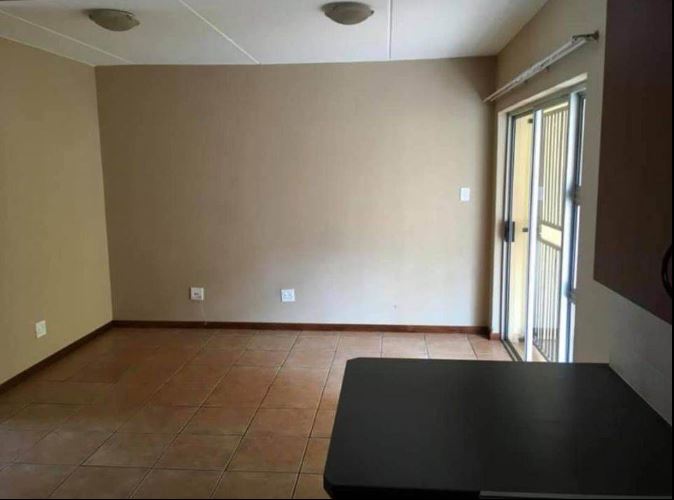 1 Bedroom Property for Sale in Clubview Gauteng