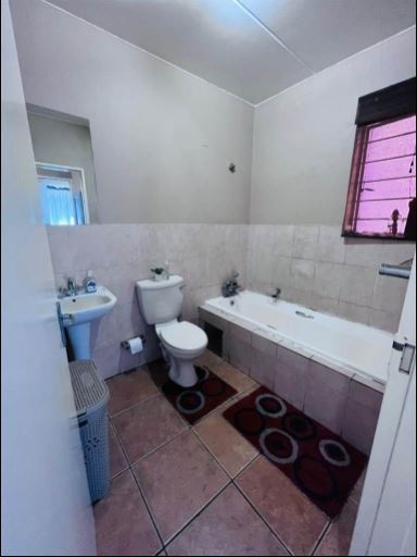 1 Bedroom Property for Sale in Clubview Gauteng