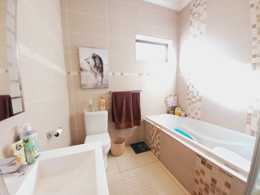 3 Bedroom Property for Sale in Sunnyridge Gauteng