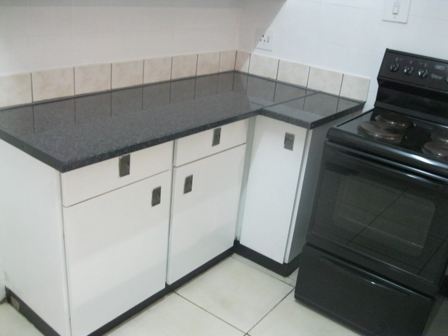 To Let 3 Bedroom Property for Rent in Riviera Gauteng