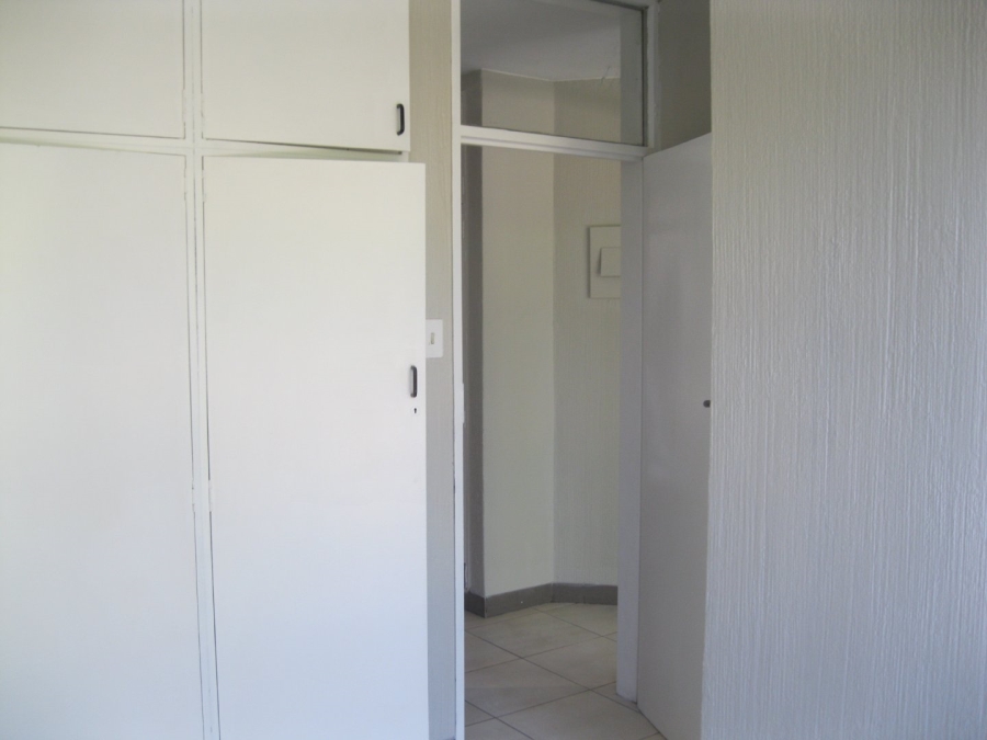 To Let 3 Bedroom Property for Rent in Riviera Gauteng