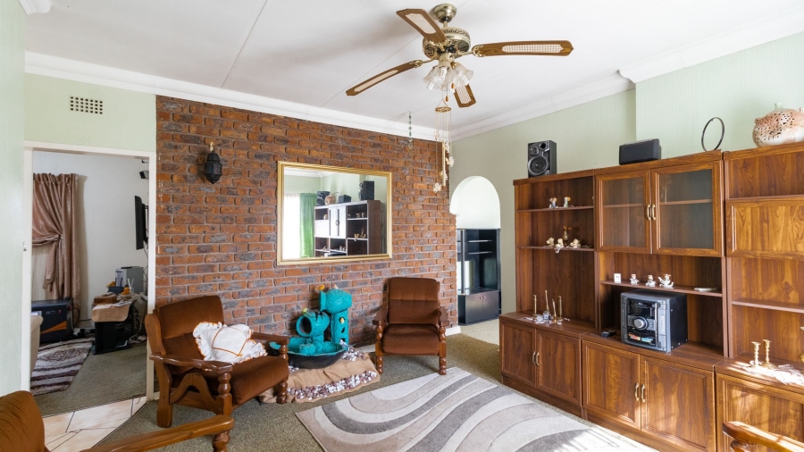 3 Bedroom Property for Sale in Bonaero Park Gauteng