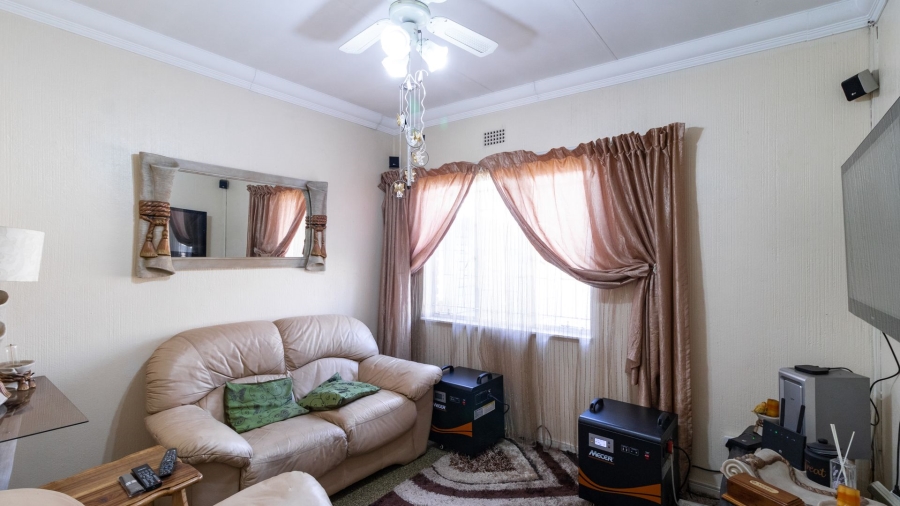 3 Bedroom Property for Sale in Bonaero Park Gauteng