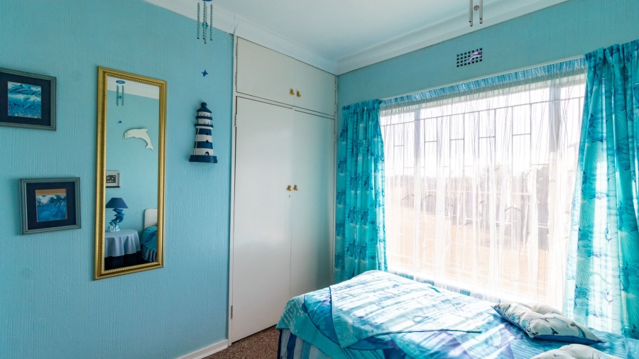 3 Bedroom Property for Sale in Bonaero Park Gauteng