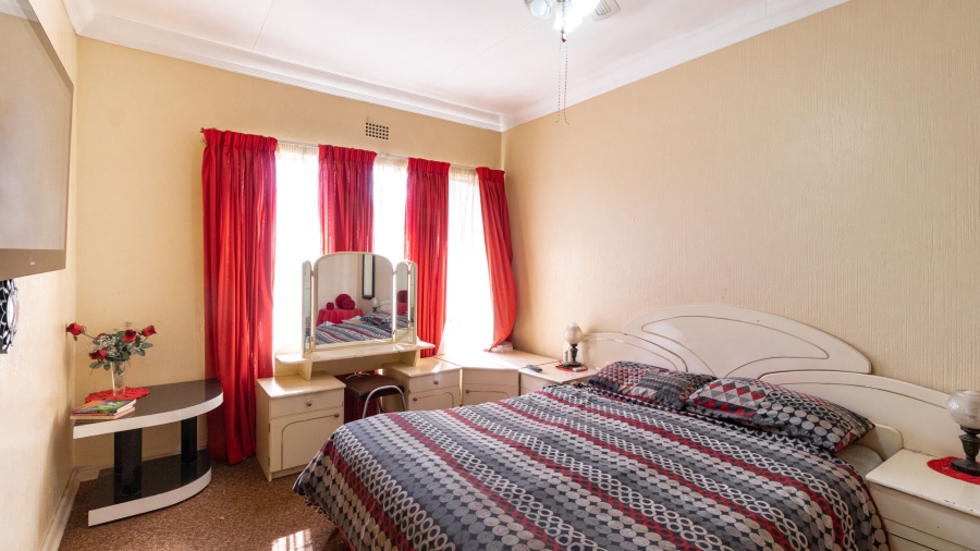 3 Bedroom Property for Sale in Bonaero Park Gauteng