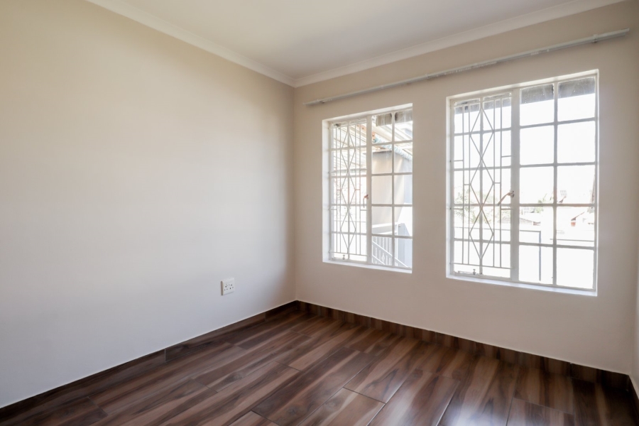 To Let 3 Bedroom Property for Rent in Kosmosdal Gauteng
