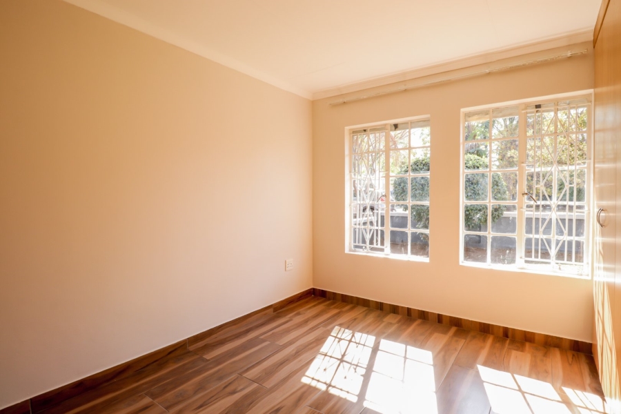 To Let 3 Bedroom Property for Rent in Kosmosdal Gauteng