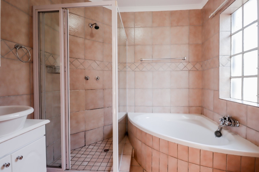 To Let 3 Bedroom Property for Rent in Kosmosdal Gauteng