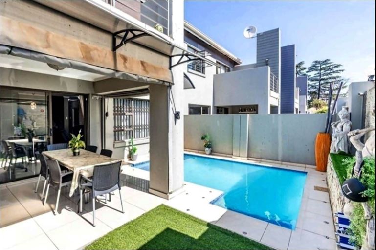 3 Bedroom Property for Sale in Bedfordview Gauteng