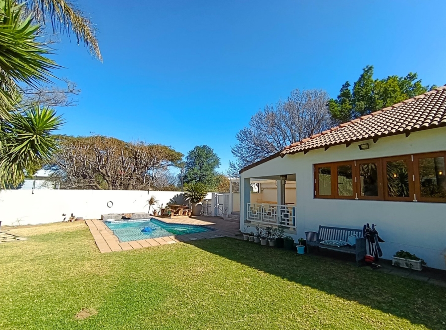 To Let 3 Bedroom Property for Rent in Craighall Park Gauteng
