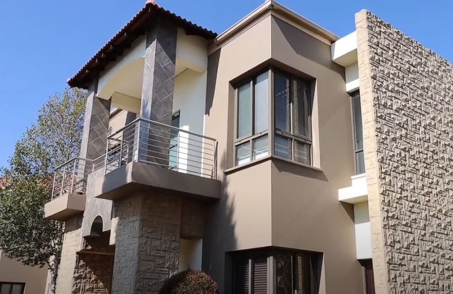 To Let commercial Property for Rent in La Como Lifestyle Estate Gauteng