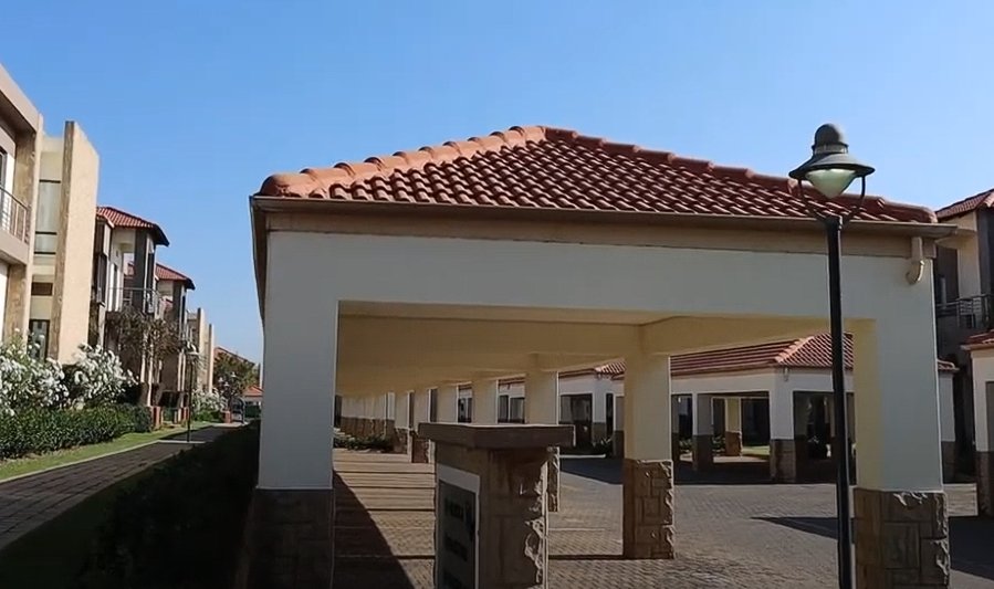 To Let commercial Property for Rent in La Como Lifestyle Estate Gauteng