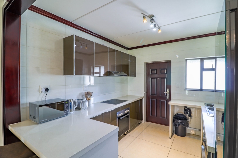 To Let 2 Bedroom Property for Rent in Maroeladal Gauteng