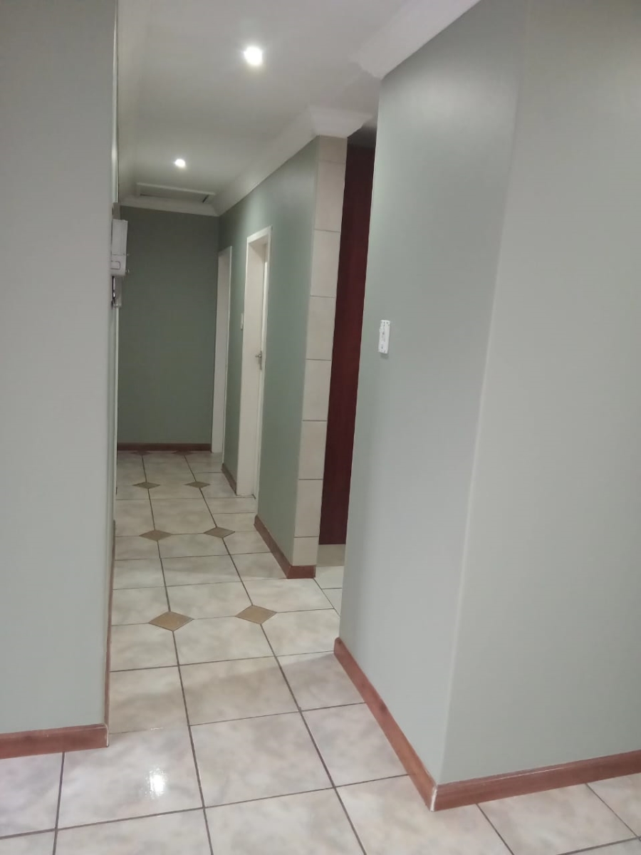 To Let 3 Bedroom Property for Rent in Elandspoort Gauteng