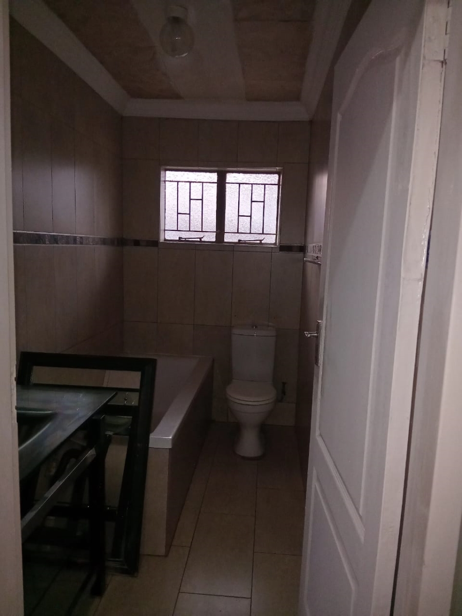 To Let 3 Bedroom Property for Rent in Elandspoort Gauteng