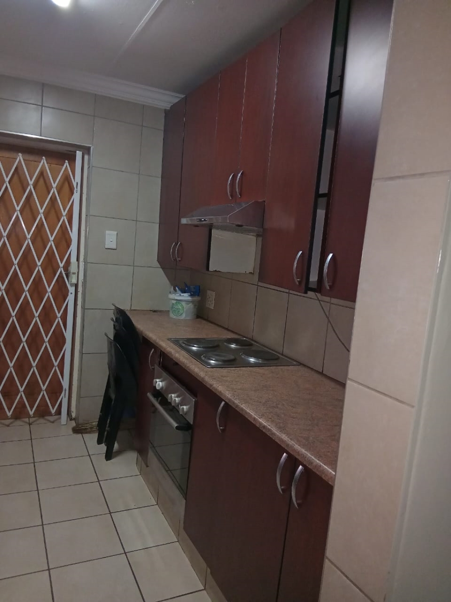 To Let 3 Bedroom Property for Rent in Elandspoort Gauteng