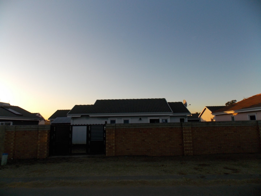 3 Bedroom Property for Sale in Buhle Park Gauteng