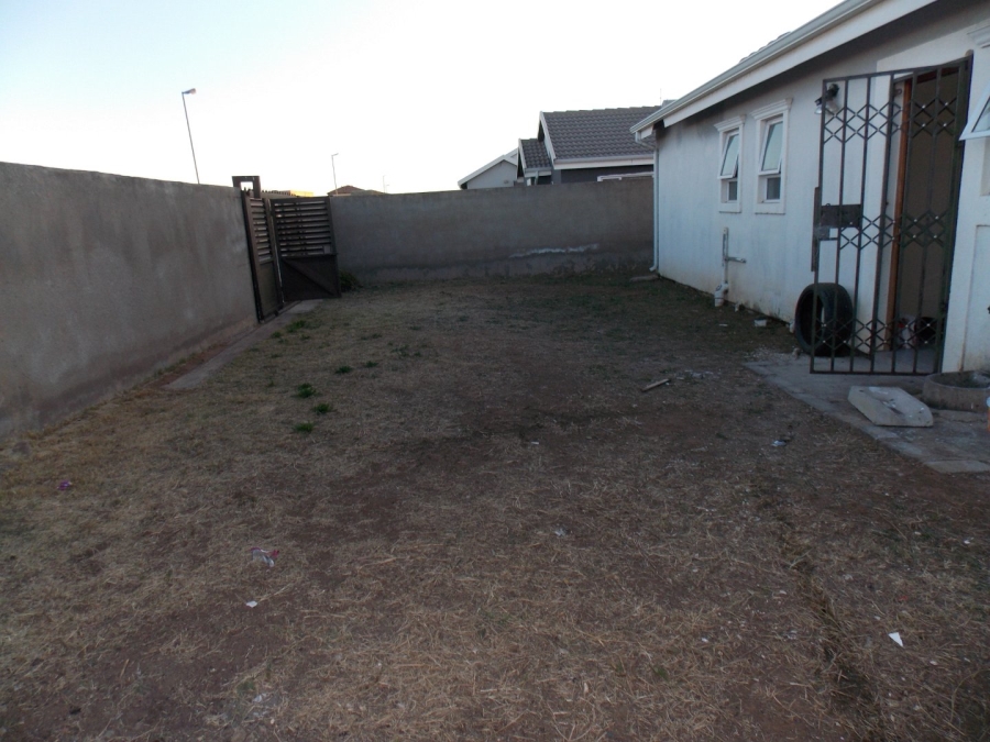 3 Bedroom Property for Sale in Buhle Park Gauteng