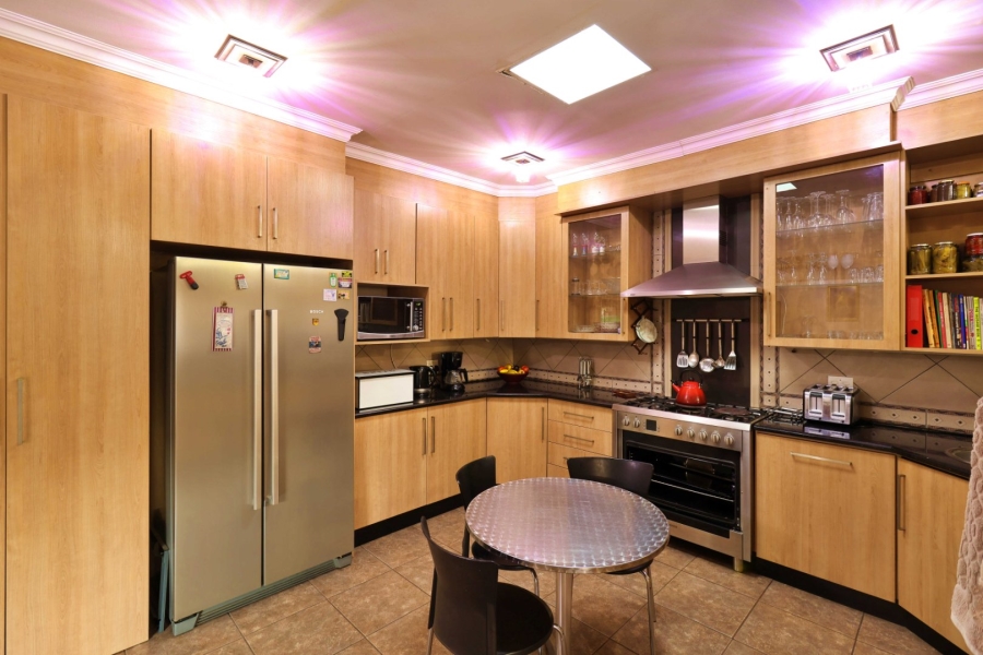 4 Bedroom Property for Sale in Garsfontein Gauteng