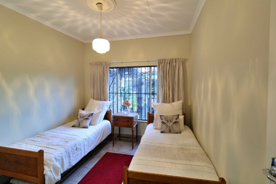 4 Bedroom Property for Sale in Garsfontein Gauteng