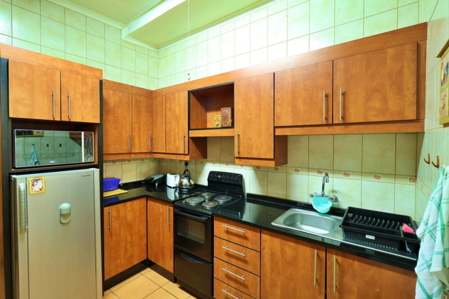 4 Bedroom Property for Sale in Garsfontein Gauteng