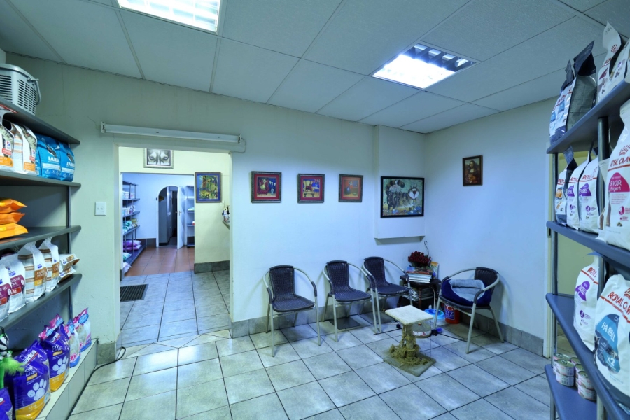 4 Bedroom Property for Sale in Garsfontein Gauteng