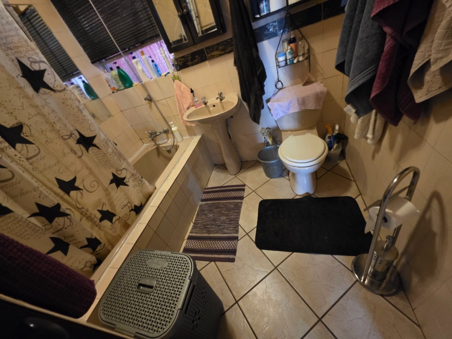 3 Bedroom Property for Sale in Vanderbijlpark SE 7 Gauteng