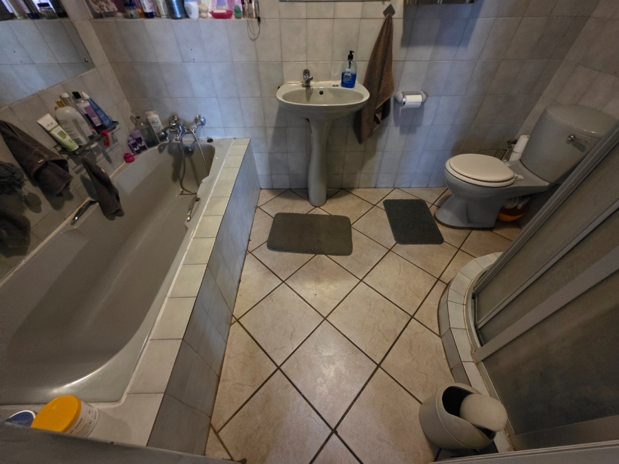 3 Bedroom Property for Sale in Vanderbijlpark SE 7 Gauteng
