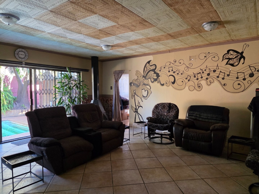 3 Bedroom Property for Sale in Vanderbijlpark SE 7 Gauteng