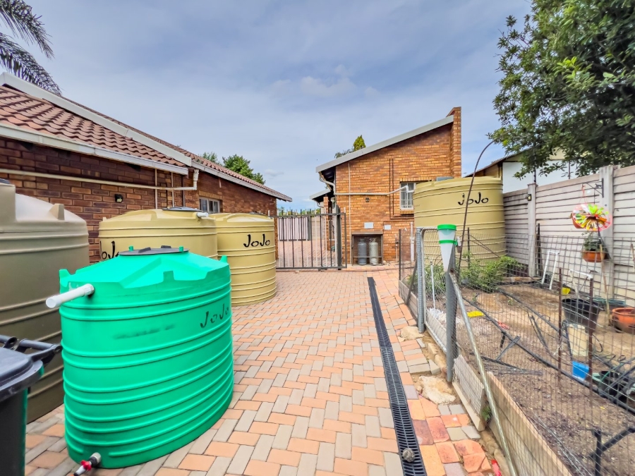 3 Bedroom Property for Sale in The Reeds Gauteng