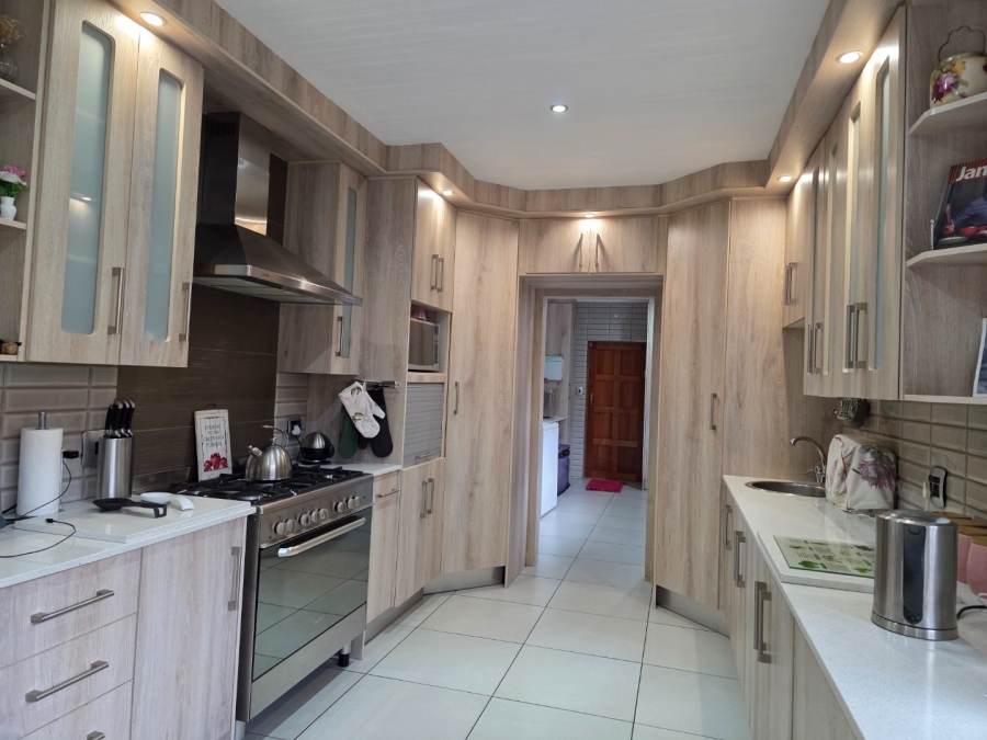 4 Bedroom Property for Sale in Vanderbijlpark SE 3 Gauteng