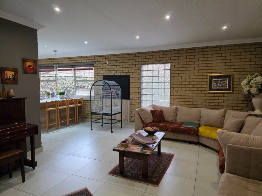 4 Bedroom Property for Sale in Vanderbijlpark SE 3 Gauteng