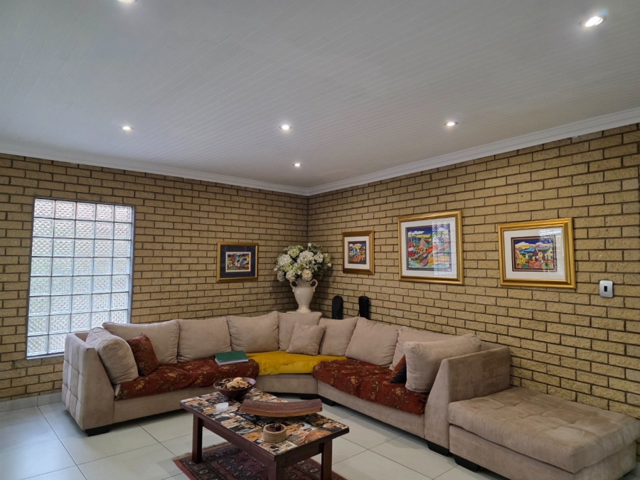 4 Bedroom Property for Sale in Vanderbijlpark SE 3 Gauteng