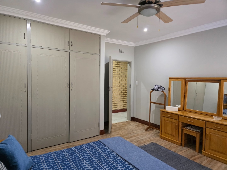 4 Bedroom Property for Sale in Vanderbijlpark SE 3 Gauteng