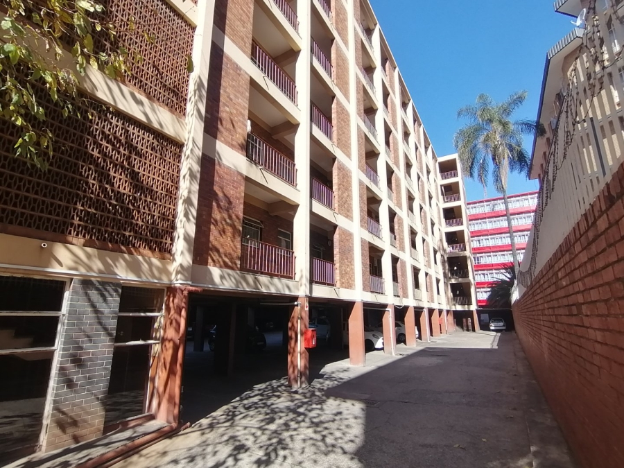 1 Bedroom Property for Sale in Pretoria Central Gauteng