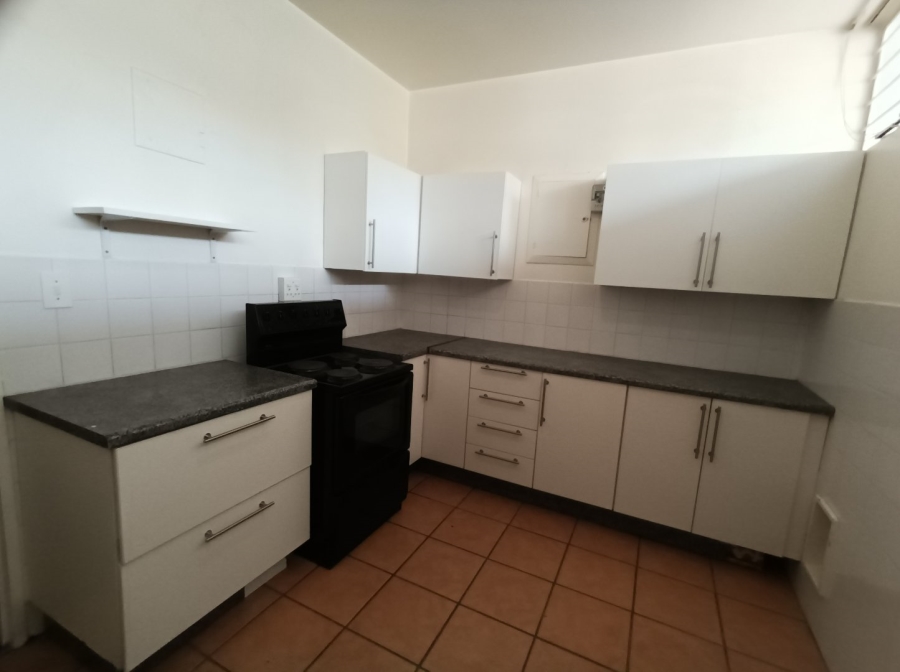 To Let 2 Bedroom Property for Rent in Atholl Gauteng